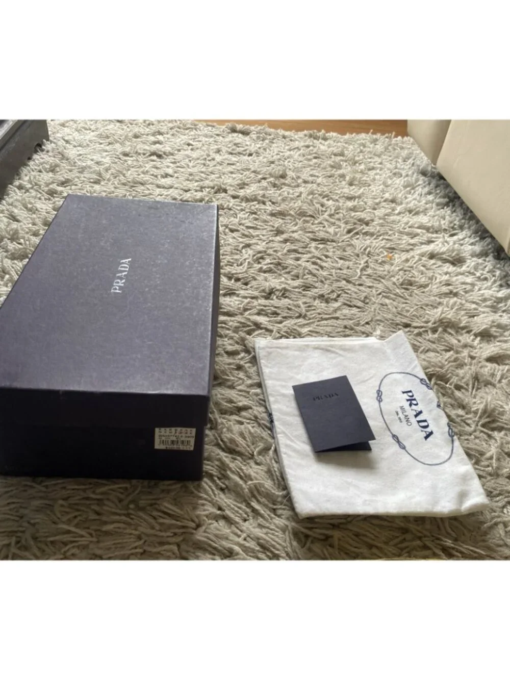 Prada light use